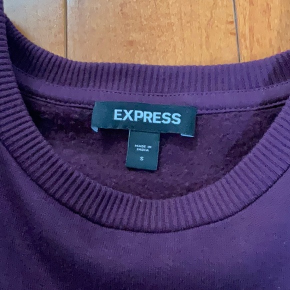 Express Sweater - Picture 2 of 2